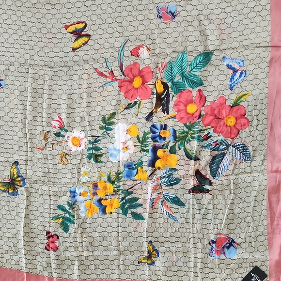 NWT****Tall Floral Scarf 100 % Silk Feeling - Picture 1 of 7